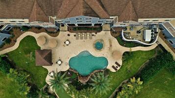 Outdoor pool, sun loungers
