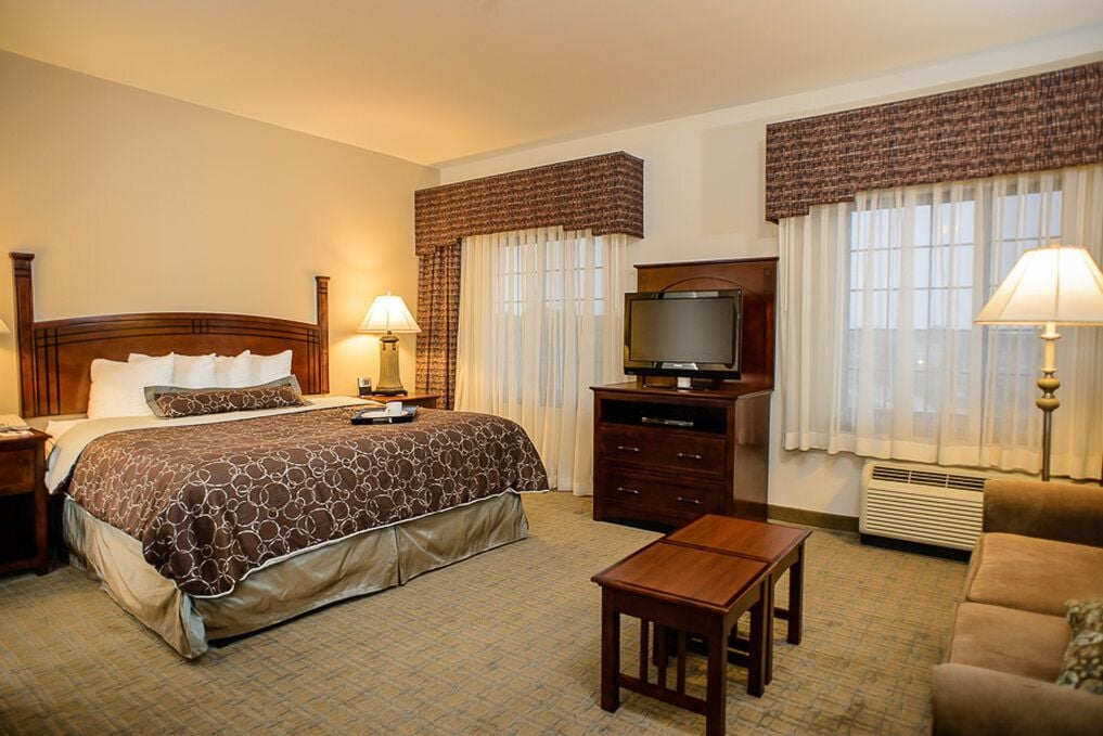 In-room safe, desk, laptop workspace, iron/ironing board