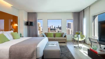 Premium Room, 1 King Bed, City View | 1 bedroom, premium bedding, pillowtop beds, minibar