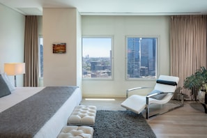 高級寢具、特厚豪華床墊、迷你吧、房內夾萬