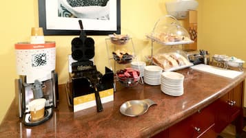 Free daily buffet breakfast