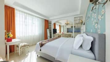 Katil bayi/kot, jam penggera