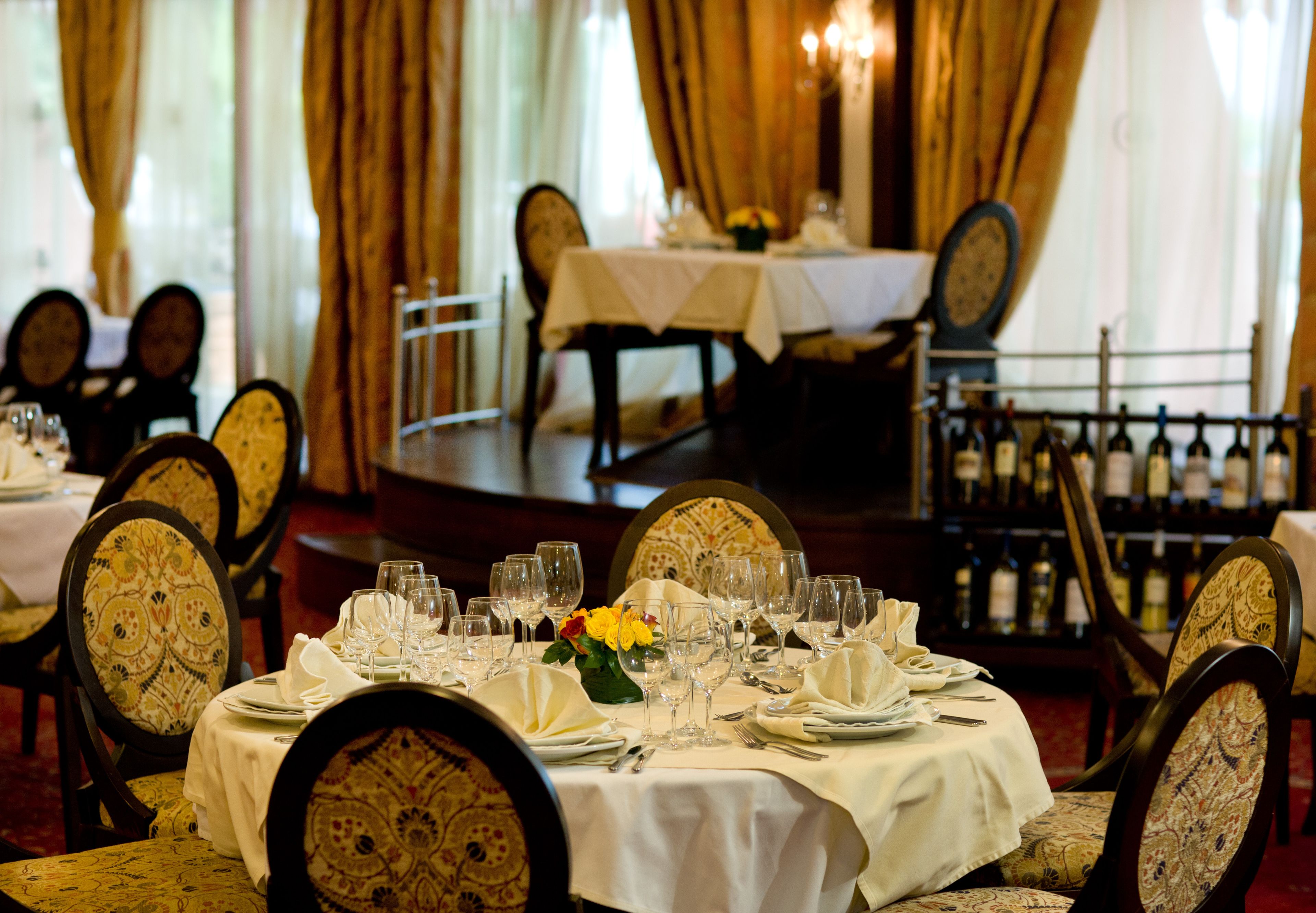 Petit déjeuner buffet (10.22 EUR par personne)