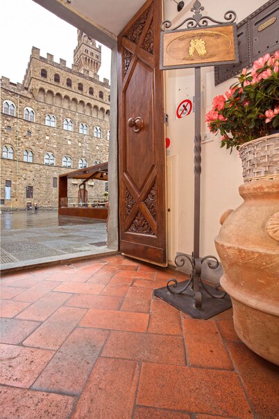 La Casa del Garbo - Luxury Rooms & Suite
