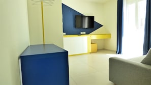 TV