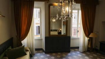 Familienzimmer | Zimmersafe, Schreibtisch, Verdunkelungsvorhänge, schallisolierte Zimmer