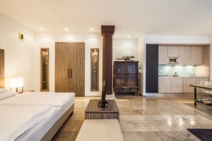 Loft Suite | 1 bedroom, minibar, in-room safe, individually decorated