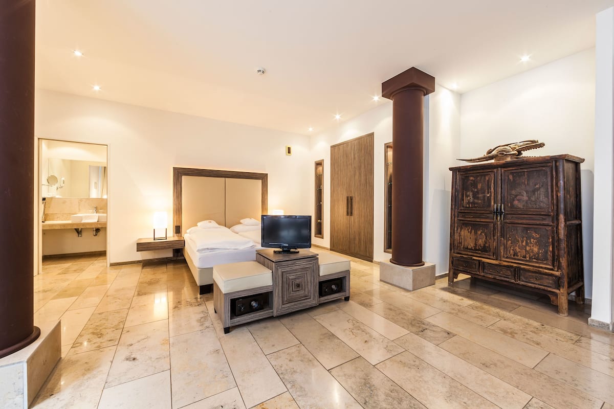 Loft (Suite) | 1 quarto, frigobar, cofres nos quartos, escrivaninha
