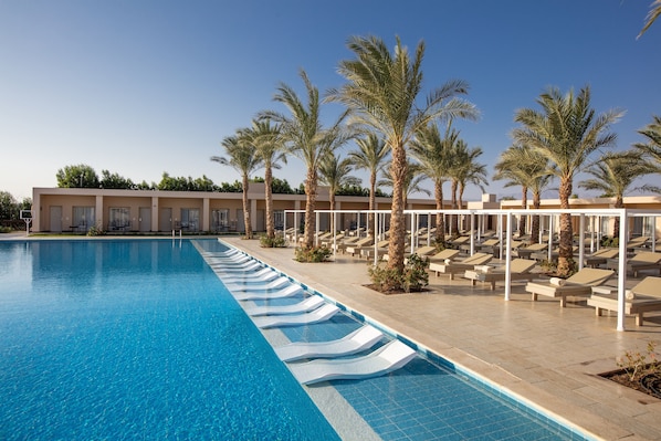 Outdoor pool, open 7 AM to 6:00 PM, pool umbrellas, sun loungers - Steigenberger Makadi - Adults Friendly 16 Years Plus (Makadi Bay)