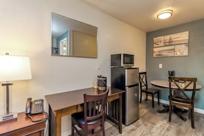 Free WiFi, bed sheets - Belfair Motel (Belfair)