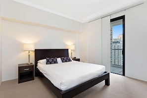 Apartment, 3 Bedrooms - Republic Apartments (Spring Hill)