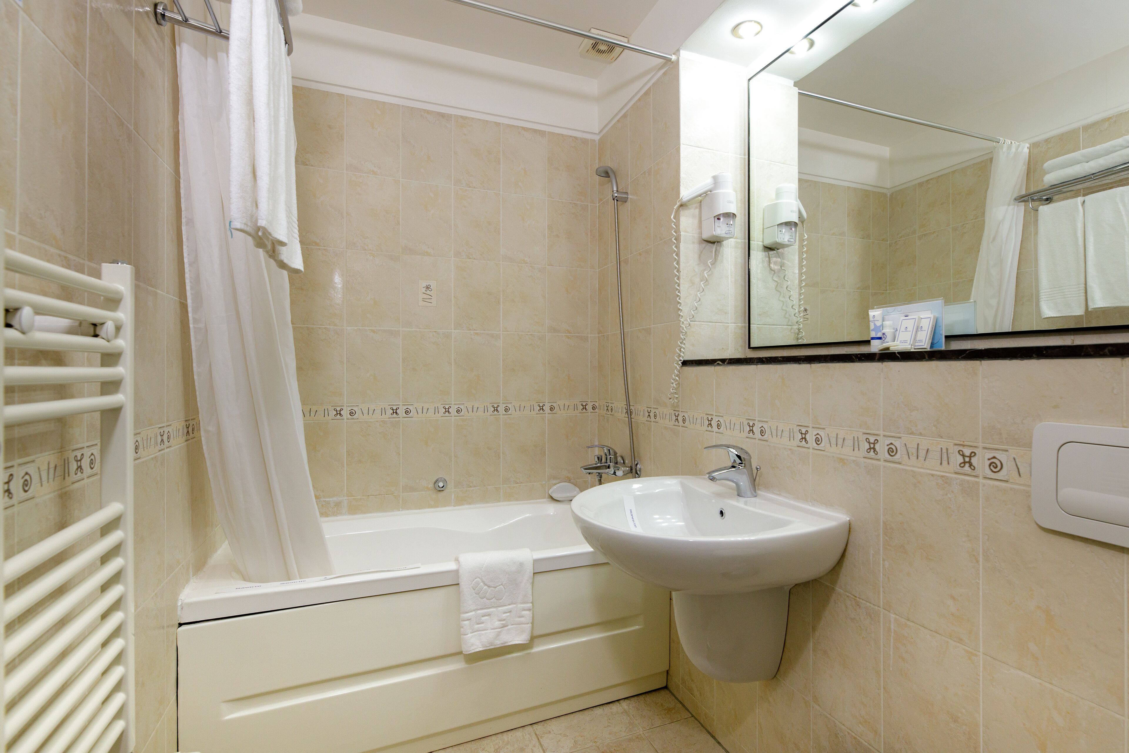 Photo - Atrium Hotel Ateneu City Center