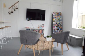 ロビー応接スペース