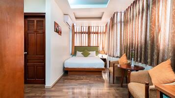 Superior Room | Down duvets, minibar, in-room safe, desk