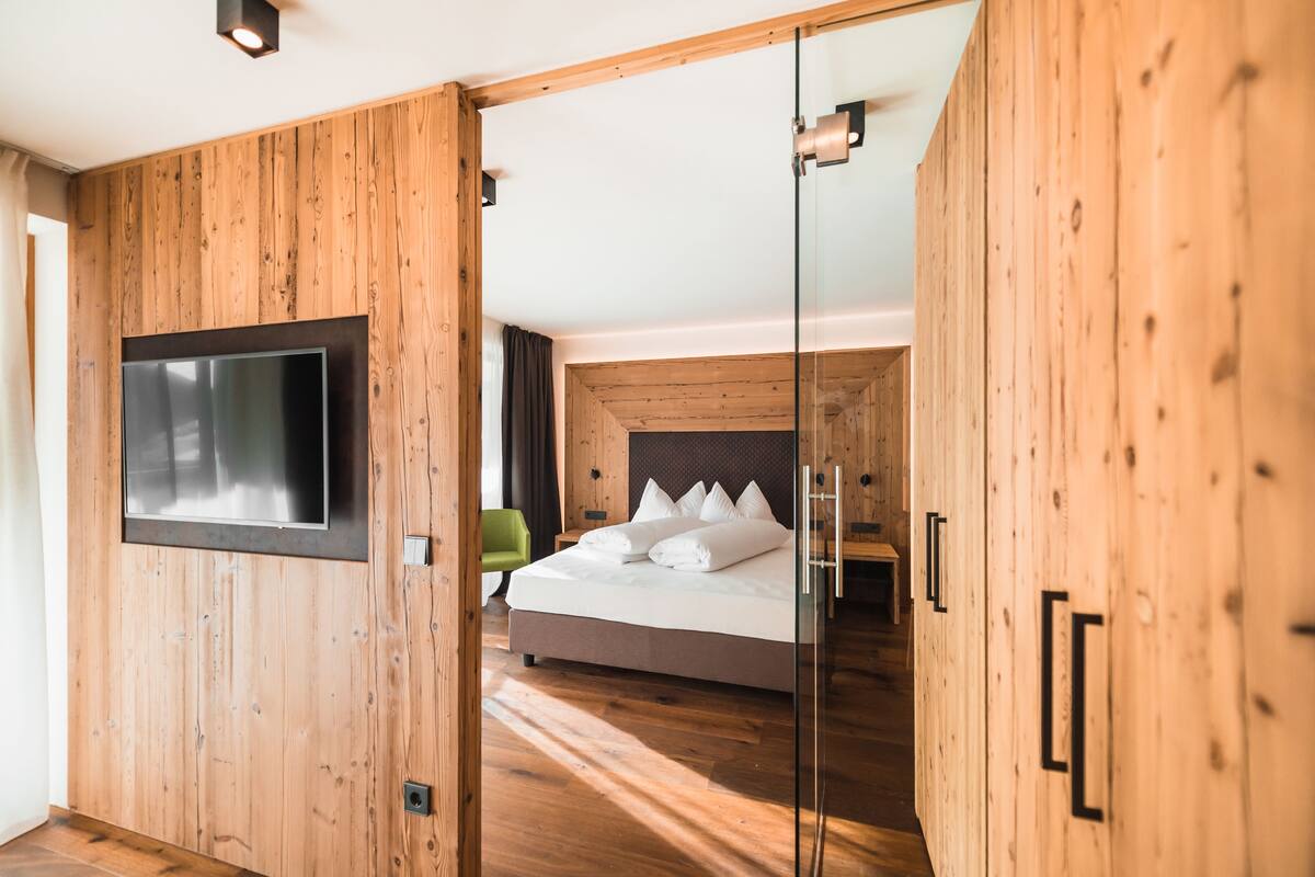 Family Suite, 2 Bedrooms | Hypo-allergenic bedding available, in-room safe, desk, soundproofing