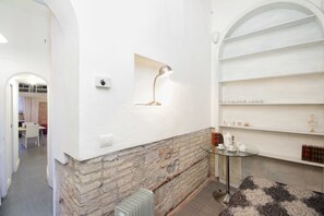 Studio | Minibar, in-room safe, desk, blackout drapes - Imperium Suite Navona (Rome)