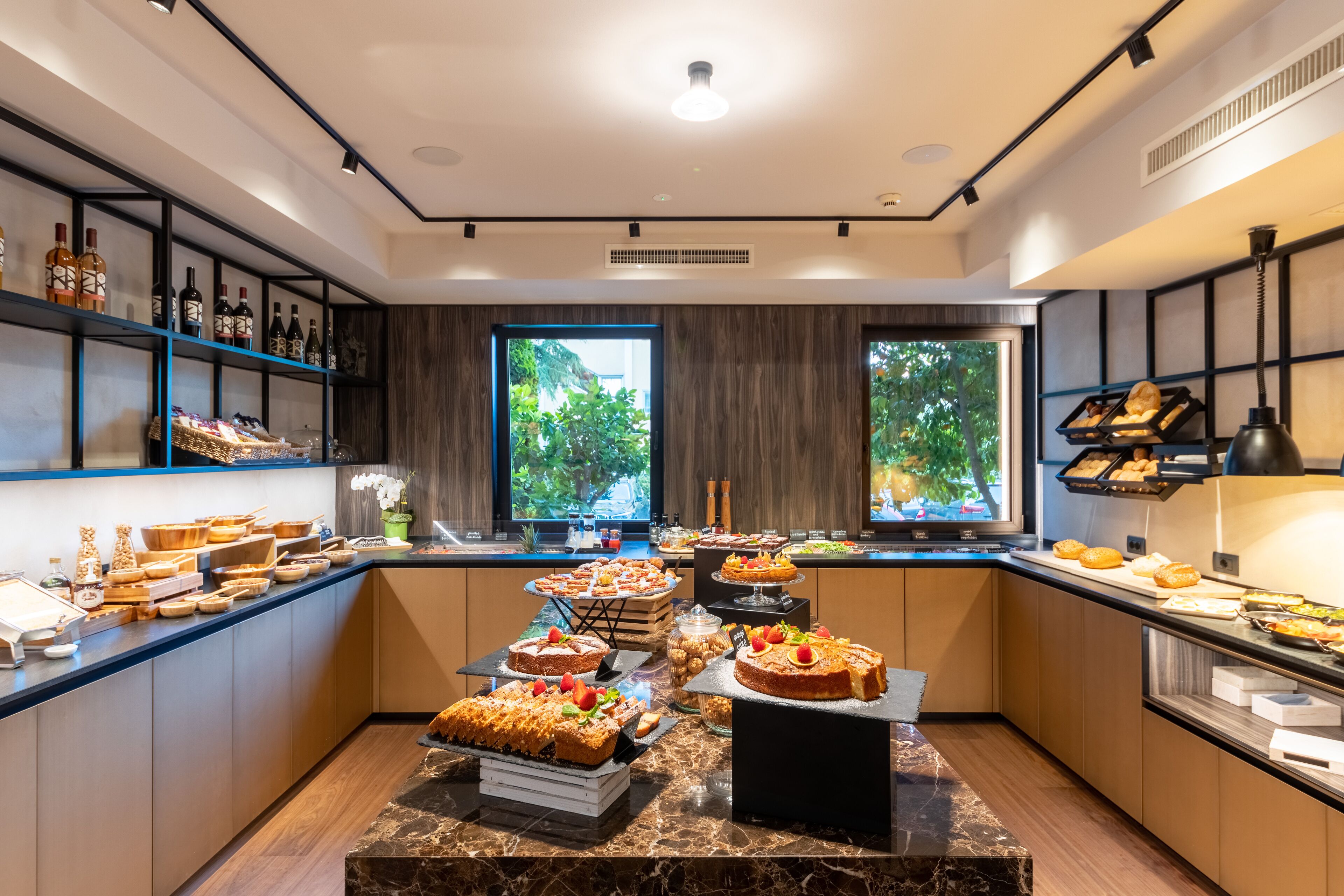 Daily buffet breakfast (EUR 15 per person)