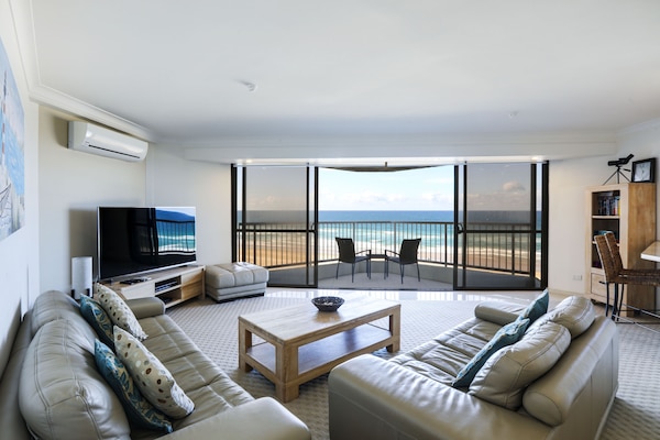 Two Bedroom Superior Apartment | Beach/ocean view