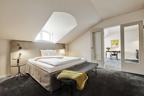 슈피리어룸, 발코니, 바다 전망 | 고급 침구, 객실 내 금고, 책상, 암막 커튼