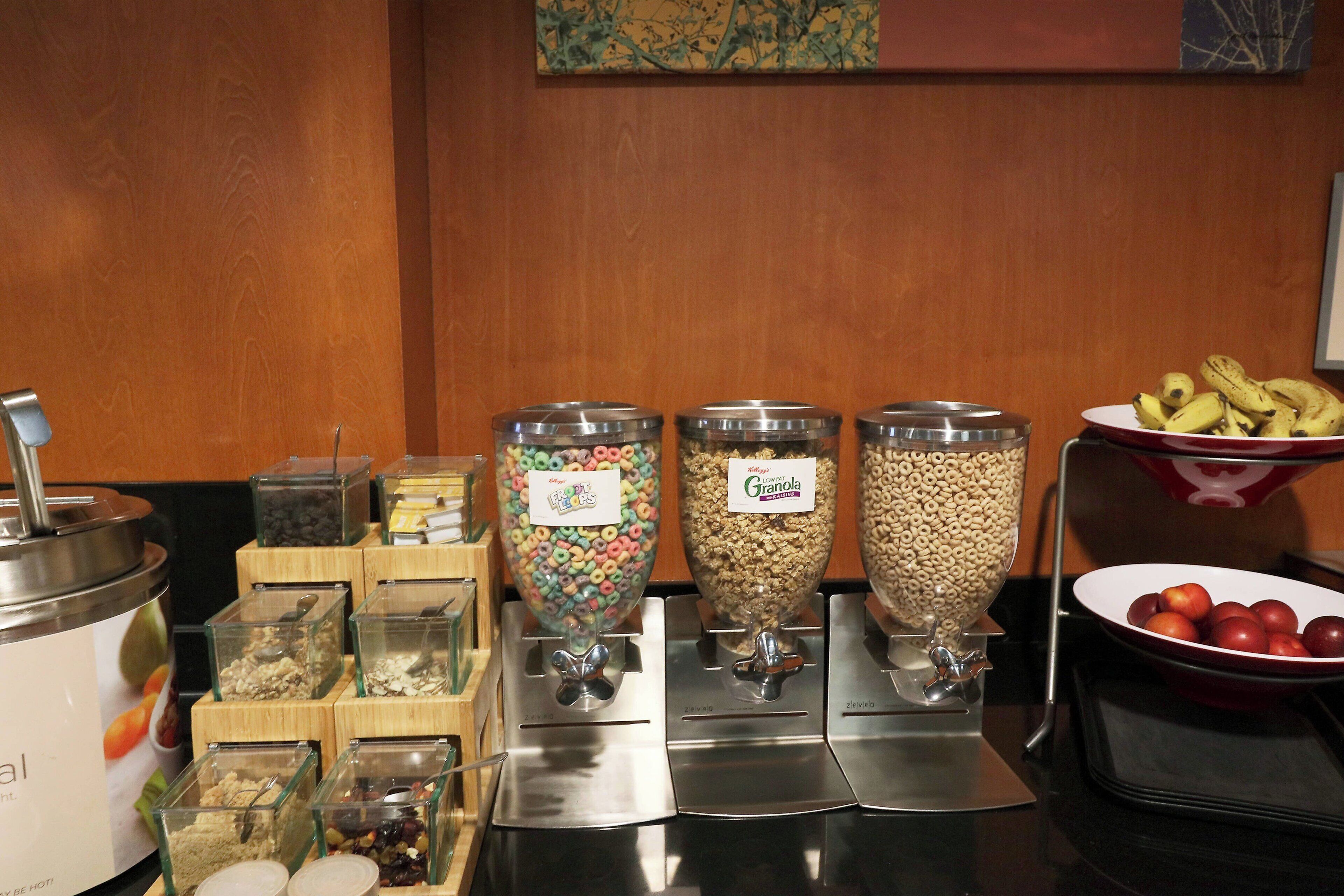 free daily continental breakfast