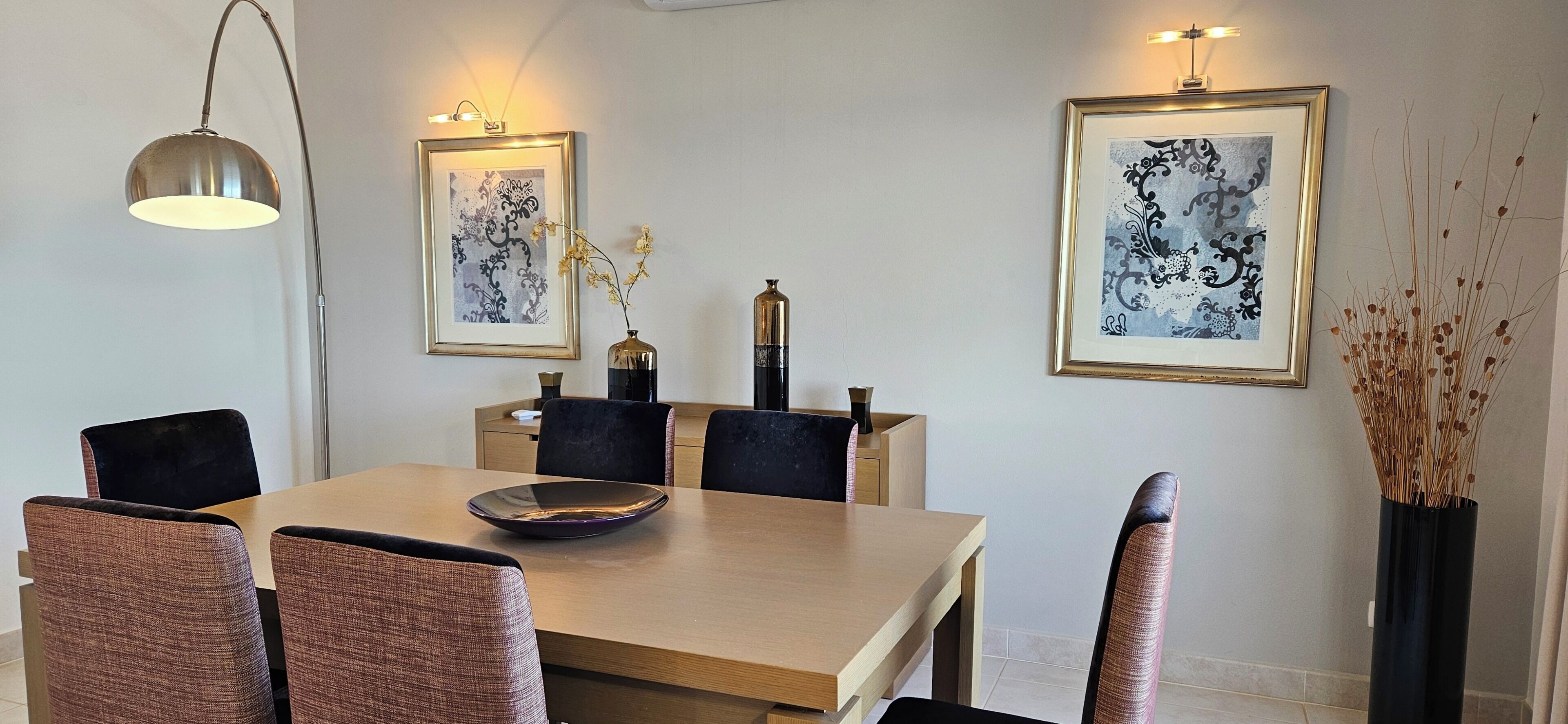 アパートメント 2 ベッドルーム パーシャルシービュー | レストラン