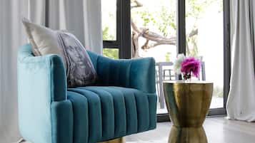 Deluxe Double Room (ART "Patio" XL 5) | Hypo-allergenic bedding, minibar, in-room safe, desk