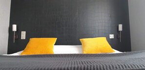 Standard Double Room | In-room safe, iron/ironing board, free WiFi, bed sheets - Le Regent & Spa (Pornichet)