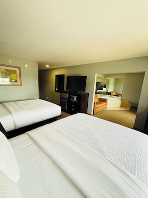Family Suite, 2 Queen Beds, Non Smoking | Premium bedding, desk, laptop workspace, blackout curtains - La Quinta Inn & Suites by Wyndham Morgan City (Morgan City)