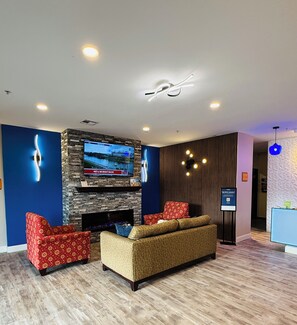 Lobby - La Quinta Inn & Suites by Wyndham Morgan City (Morgan City)