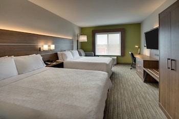 Holiday Inn Express & Suites Waukegan by IHG