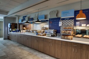 Desayuno buffet incluido todos los días 