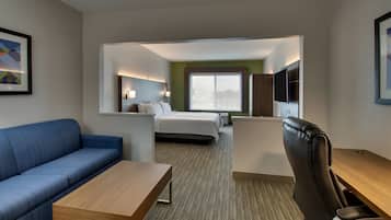 Suite, 1 King Bed | In-room safe, desk, blackout drapes, iron/ironing board