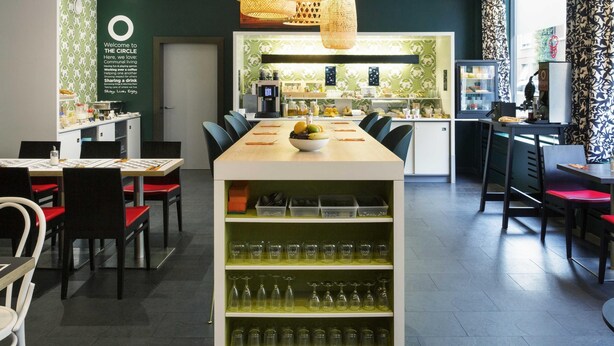 Daily continental breakfast for a fee - Aparthotel Adagio Basel City (Basel)