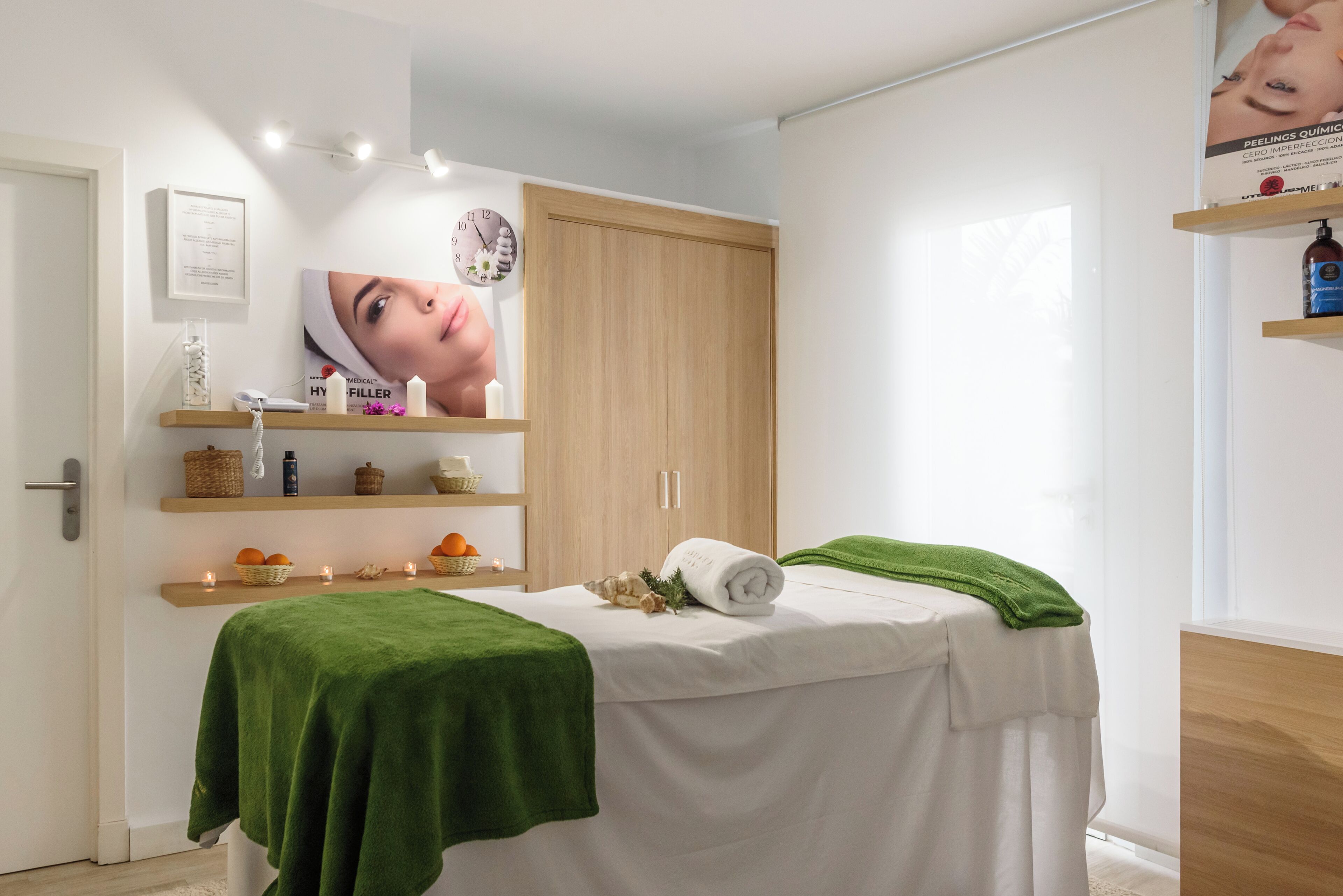 Body treatments, body scrubs, facials, 1 treatment room