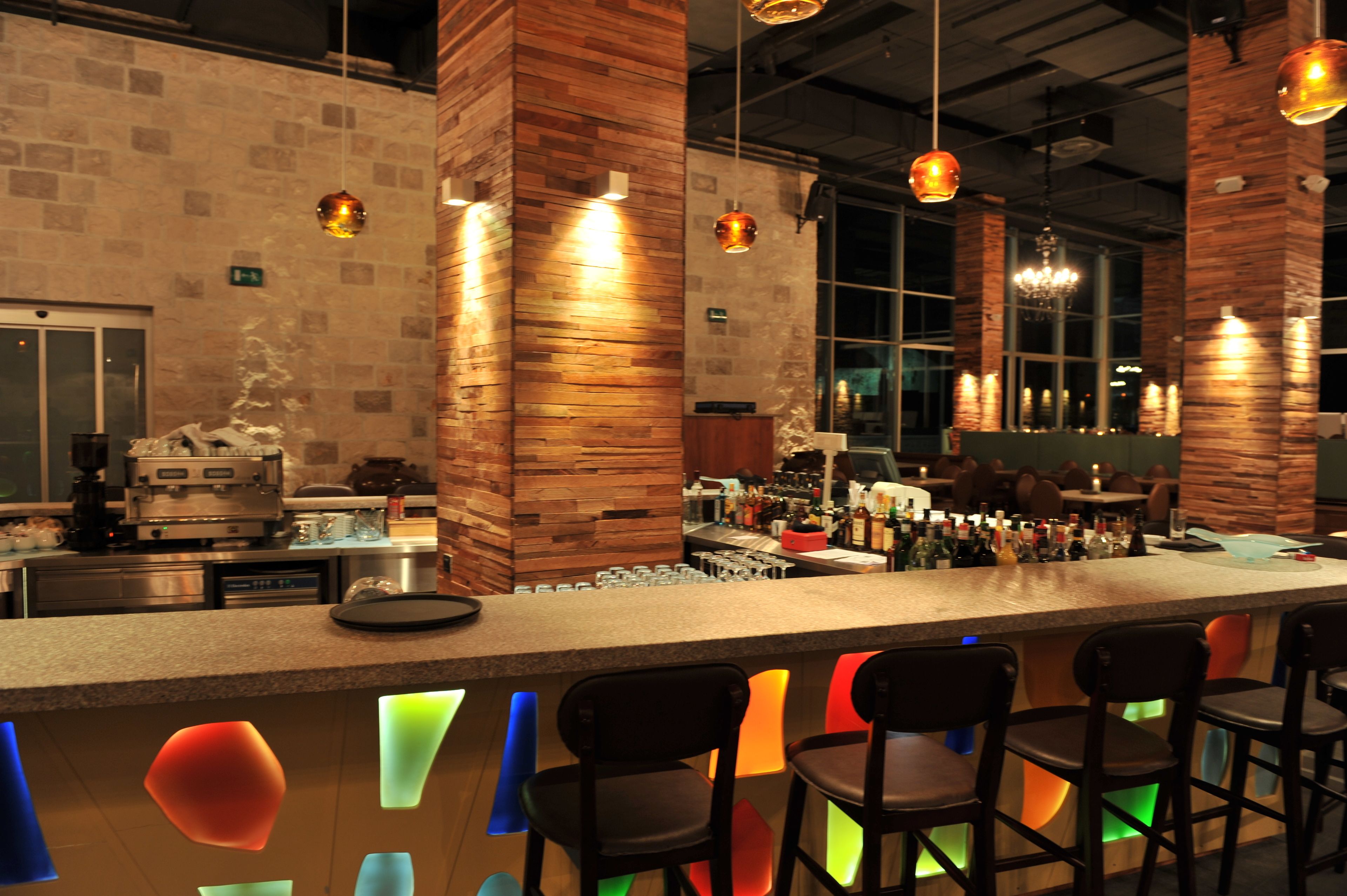 3 bars/lounges, 2 poolside bars, beach bar