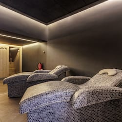 Sauna, body treatments, sports massages, 1 treatment room, massages