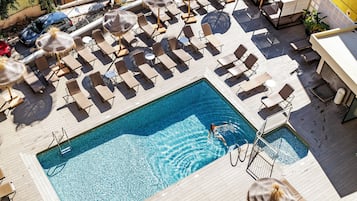 Superior kamer, balkon | Een bureau, verduisterende gordijnen, gratis wifi, beddengoed