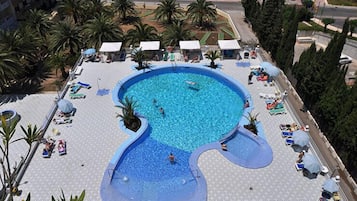Outdoor pool, pool umbrellas, pool loungers