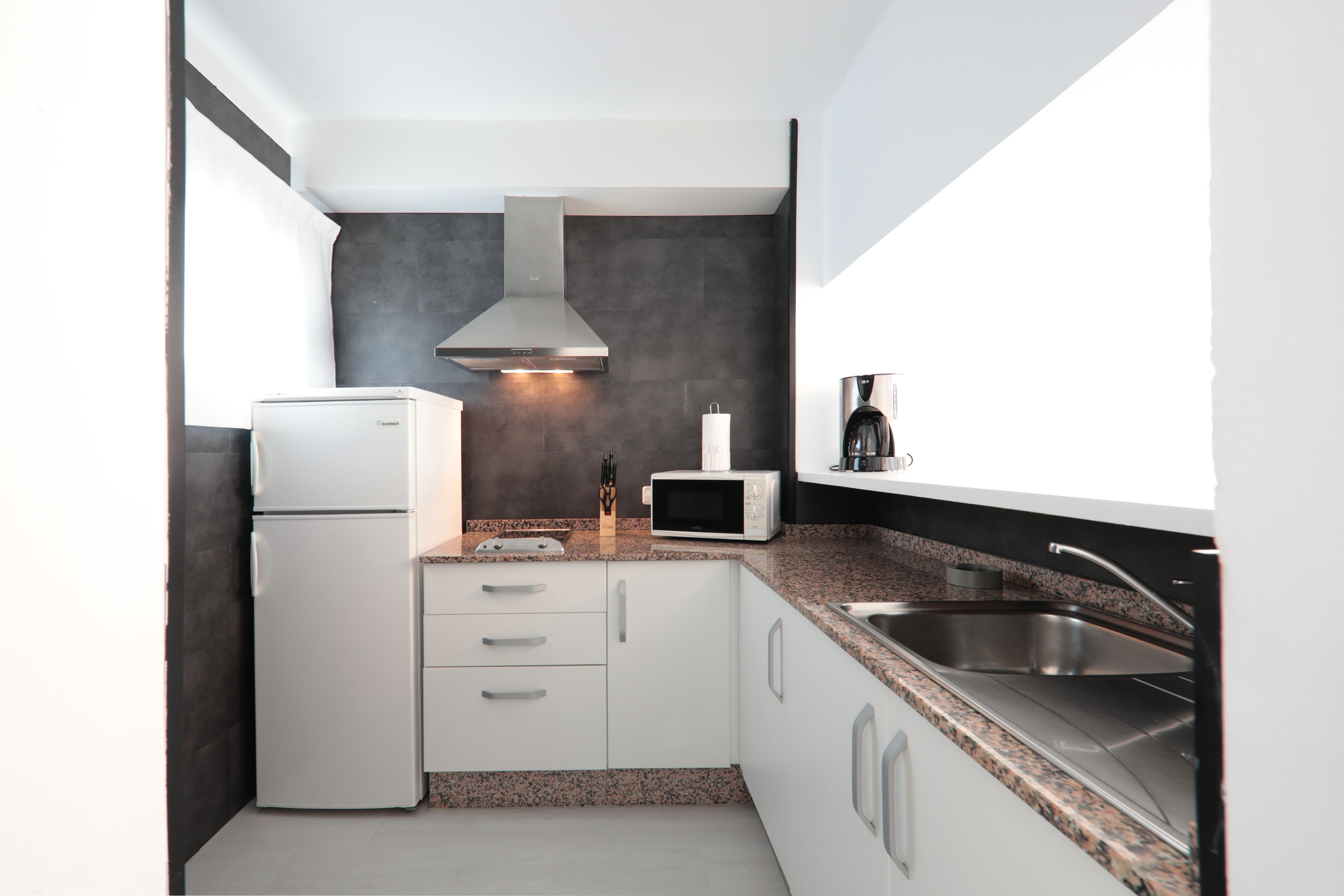 coffee/tea maker, electric kettle