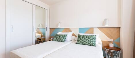 1 chambre, rideaux occultants, chambres insonorisées