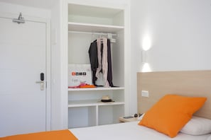 Insonorización, wifi y ropa de cama 
