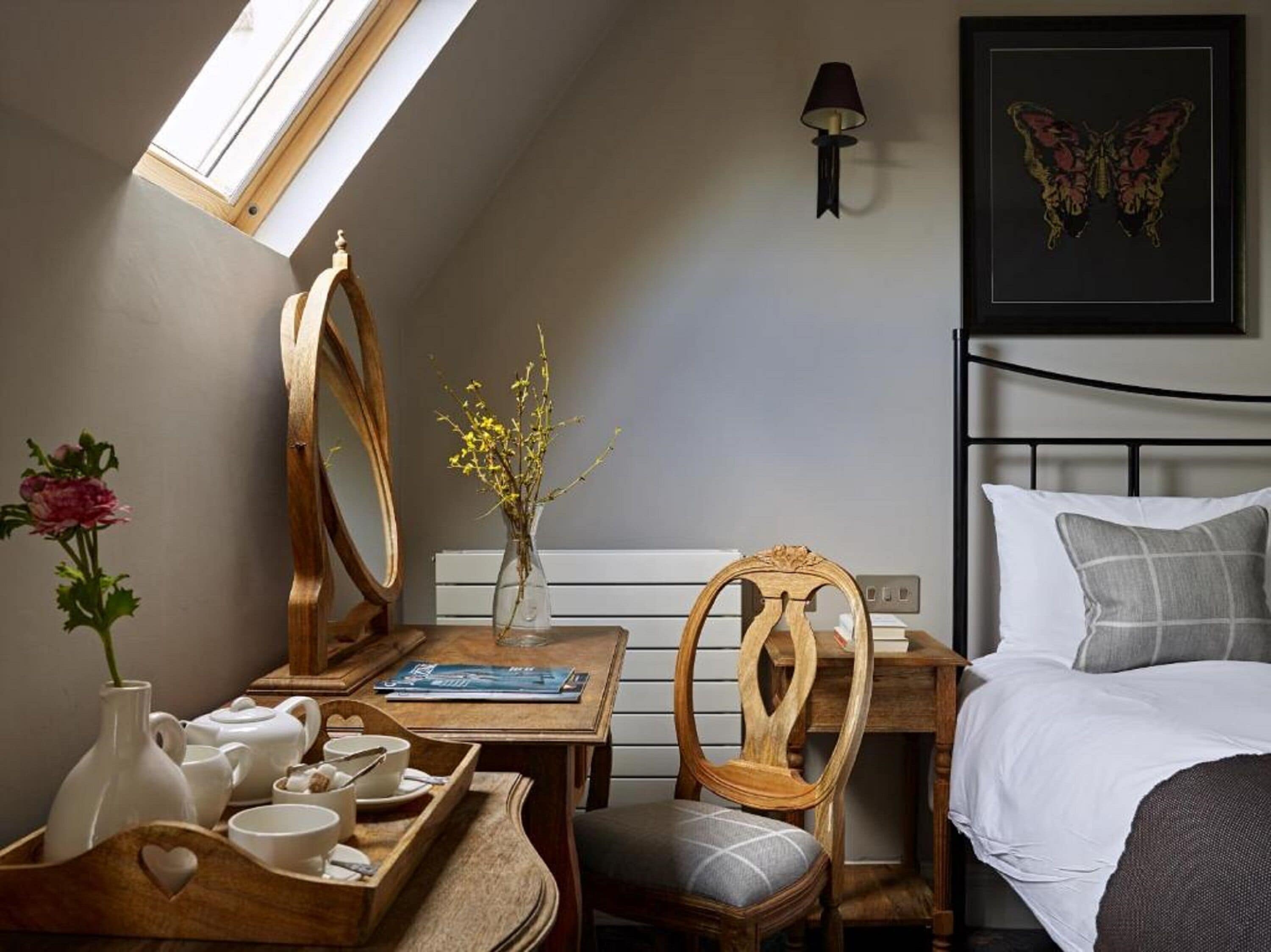 デラックス ダブルルーム | 低刺激性寝具、客室ごとに異なる装飾、客室ごとに異なるインテリア、デスク