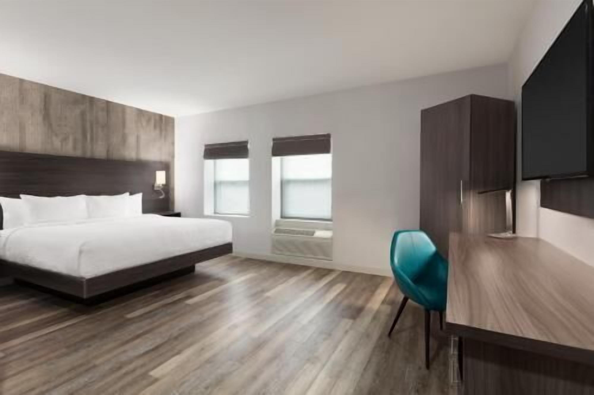 Materassi a doppio strato, ferro/asse da stiro, Wi-Fi gratuito, lenzuola