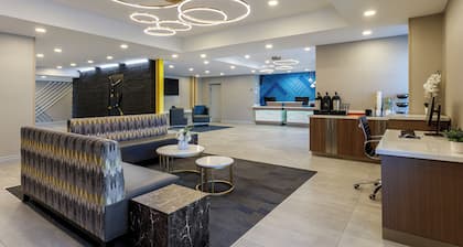 La Quinta Inn & Suites by Wyndham Lexington Park - Patuxent