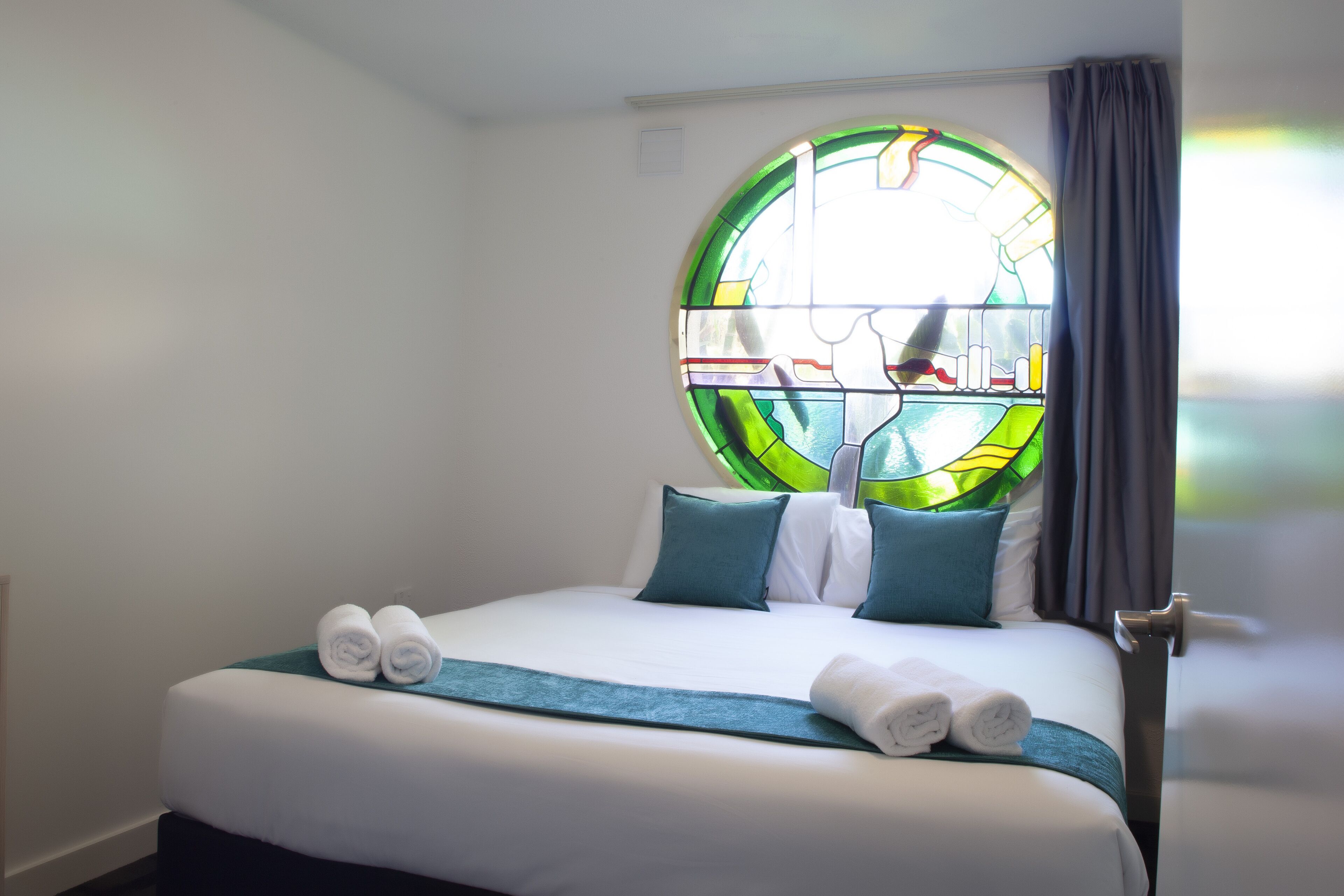 Tiki Hotel Surfers Paradise — image 14