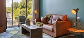 标准套房 | 起居区 | 平板电视