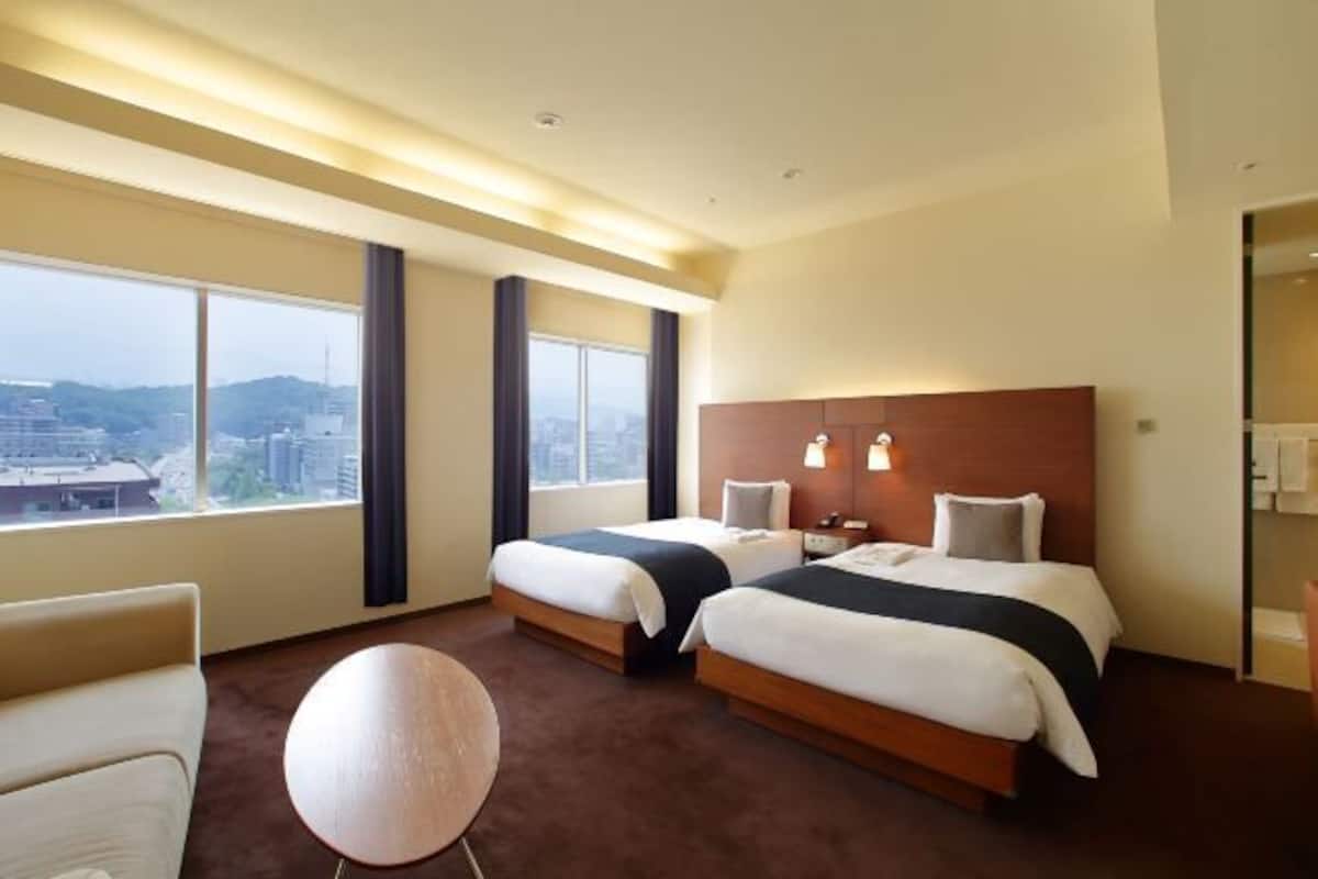 Ropa de cama de alta calidad, edredón, escritorio y cortinas blackout