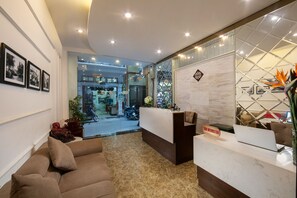 Reception - Victory Legend Hotel & Spa (Hanoi)