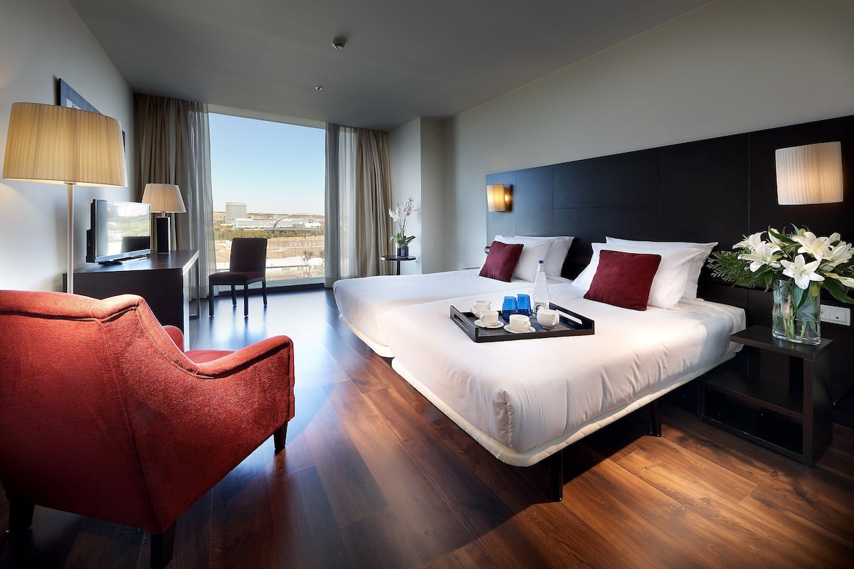 Luxe beddengoed, donsdekens, een minibar, een kluis op de kamer