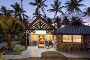 Bungalow, rannan lähellä | Terassi/patio